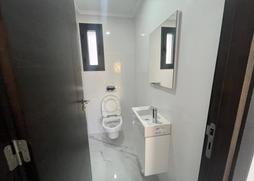 A Vendre Superbe bureau H+2 Ennasr - Bien immobilier à {"id":1,"country_id":219,"name":"ARIANA","slug":"ariana"} - Agence Immobilière immo\'in