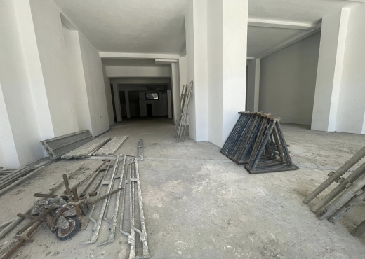 À louer à Cité Ennasr 3 locaux commerciaux - Bien immobilier à {"id":1,"country_id":219,"name":"ARIANA","slug":"ariana"} - Image 2 - Agence Immobilière Maison Plus Elite